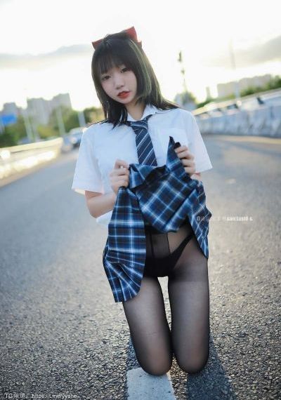 绝世武魂短剧免费观看_国产剧高清迅雷在线观看